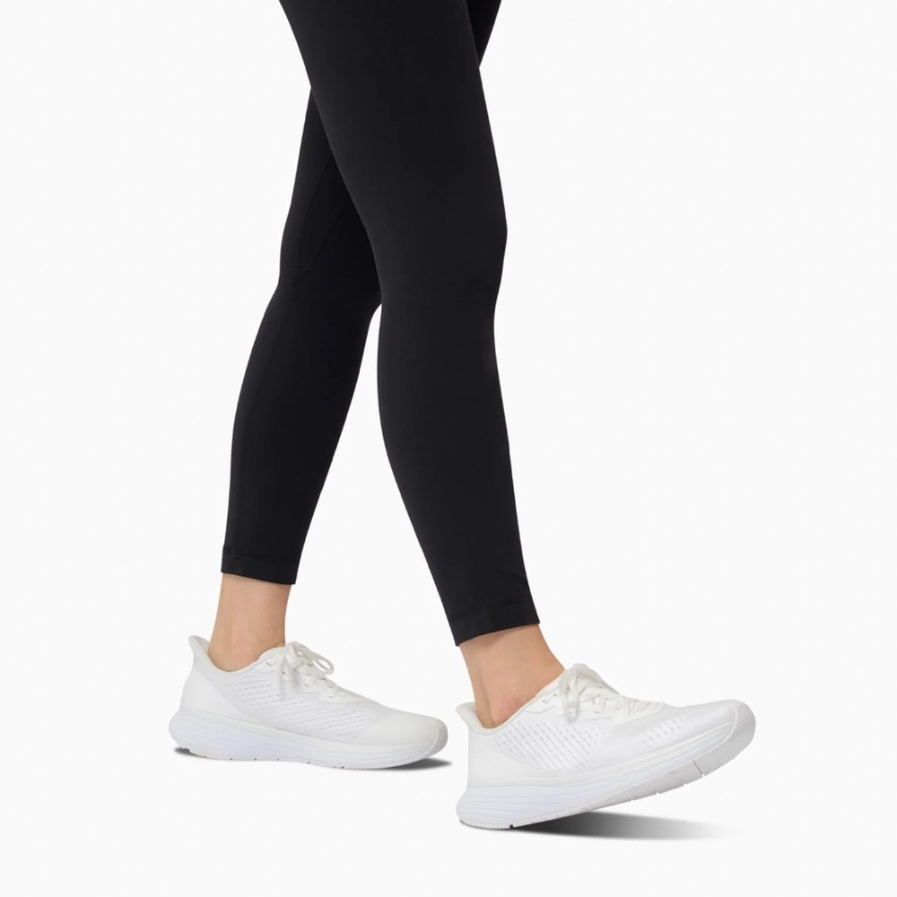 LANE EIGHT Women's Relay Trainer Sneakers NWB in Breeze 7.5